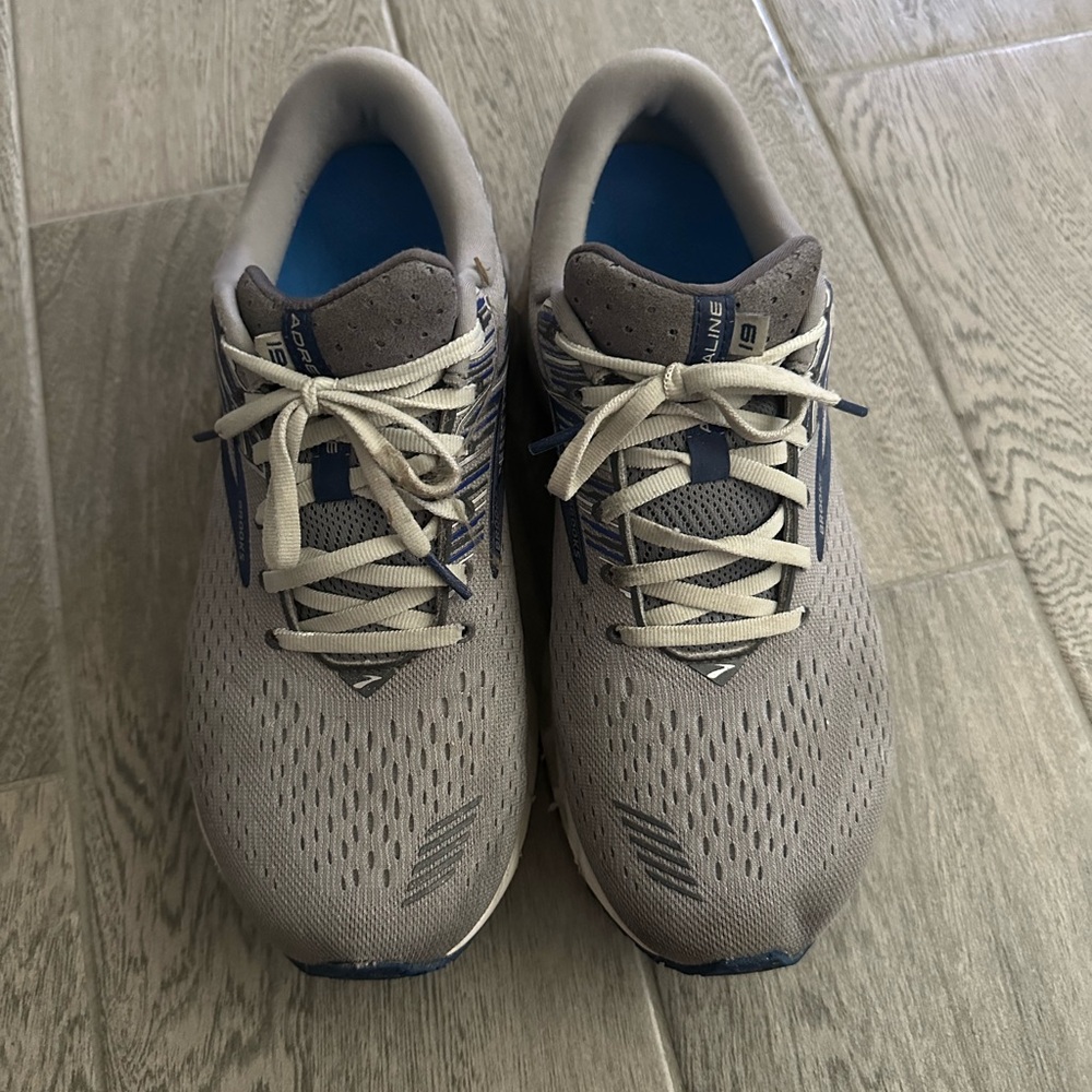 Brooks Men's Athletic Shoes in Gray and Blue